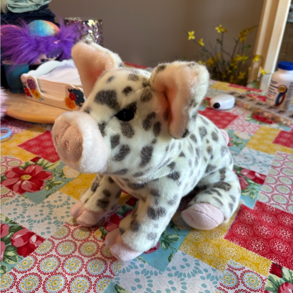 Douglas Pauline the spotted pig plush